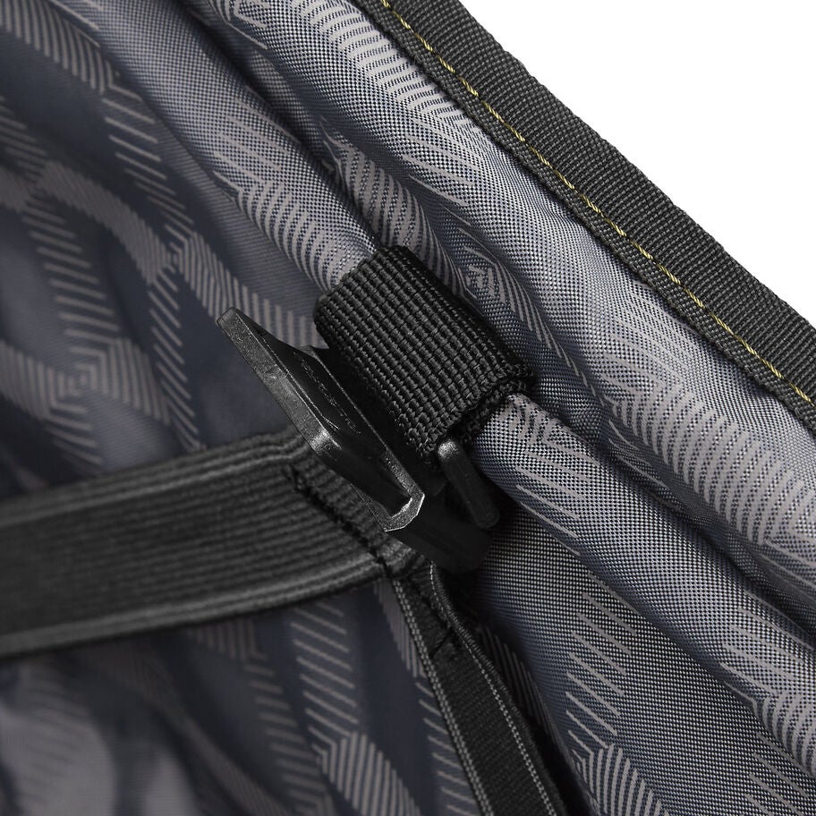 American Tourister Cargo Max SoftSide Spinner Medium in the color Olive Green. image number 3